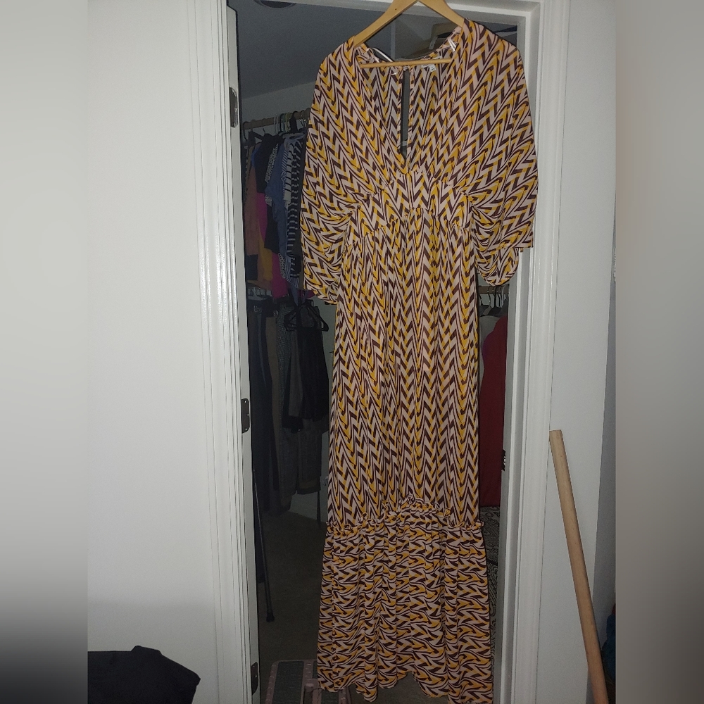 Maxi Dress - Picture 2 of 4